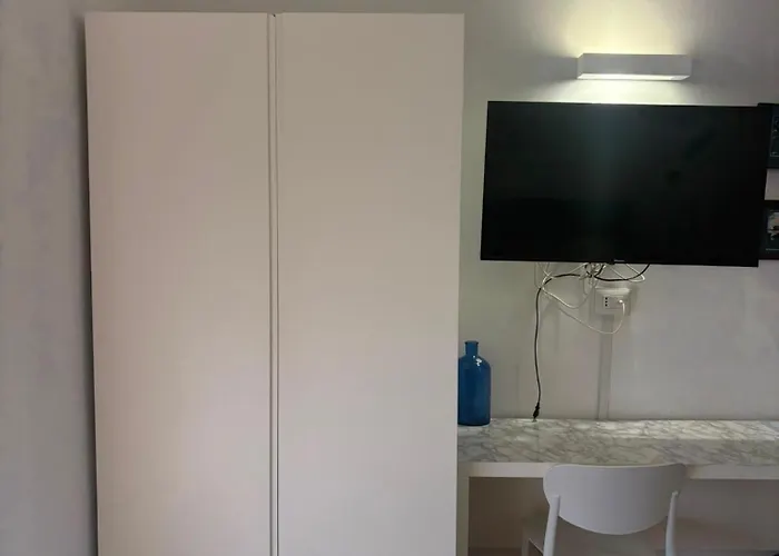 Helmirage Luxury Montecitorio 4* Rom